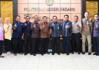 Kunjungan Silaturrahmi Pimpinan Bank Nagari ke Politeknik Negeri Padang